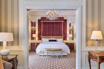 酒店 5th & 55th Residence Club