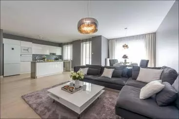 P&o Apartments Piekna