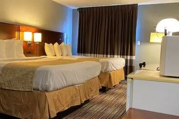 فندق Travelodge By Wyndham Bloomington