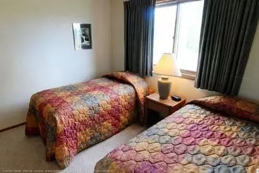 Отель Twin Rivers Condominiums