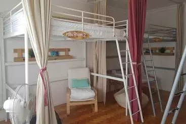 پانسیون Nesha Guesthouse Lisbon