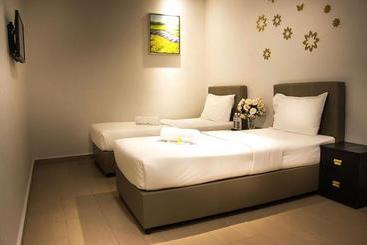 Hotel Ferda  Impian Emas