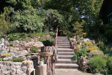 ツーリストアパートメント Spacious Apartment In Harz Near Ski Area