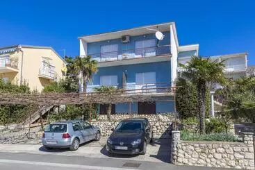 Turistihuoneistot Apartments Kiki