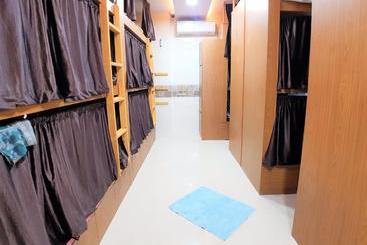 Hotel Hexa Super Dorm