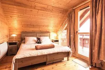 ツーリストアパートメント Les Chalets De Celine