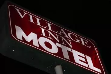 בית מלון כפרי Village Inn Cotulla