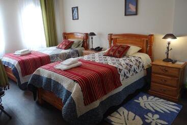 هاستل Hostal Bivouac