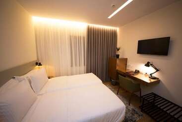 فندق Theatro City Center