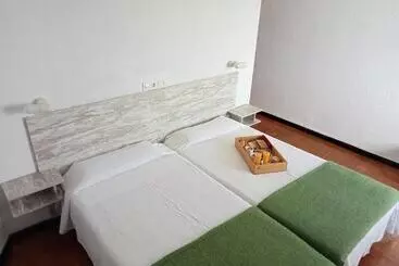 فندق Portal De La Rioja