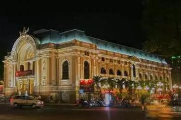 Отель Sedona Suites Ho Chi Minh City