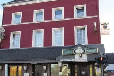 Eifel Quartier Pension Und Gasthof Em Gardestüffje