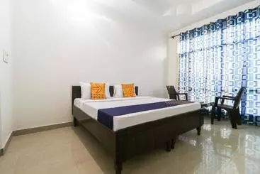 Hotel Spot On 49193 New Village Guest House