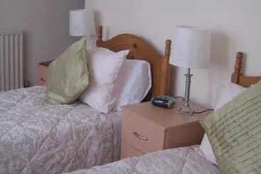 ホテル Cleve Court