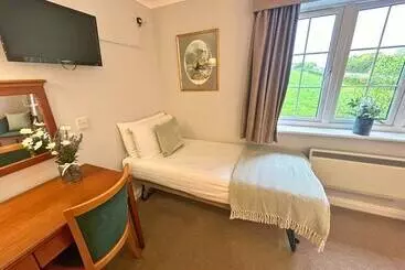 فندق New Forest Lodge