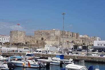 آپارتمان‌های توریست‌ها Casa Florinda Tarifa