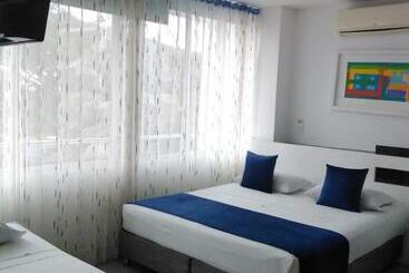 ホテル Aguazul Plaza Centro