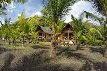 Boom Shiva Boutique Hotel & Restaurant