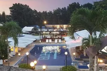 Blue Hotel And Resort