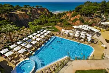 アパートホテル 3hb Falesia Beach