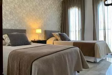 Apartman Benabola Hotel & Suites