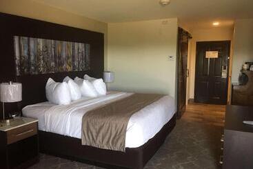 Aiden By Best Western Warm Springs Hotel And Event Center