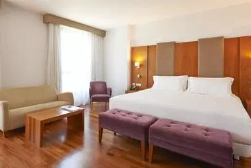 فندق Nh Ciudad De Almería