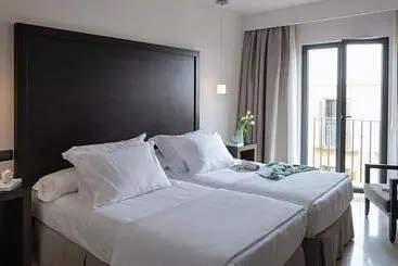 هتل Rey Alfonso X