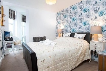 별장 Number Eleven, Beautiful 5 Star Apartment In Deganwy