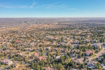 کلبه Skyway Extravagant & Luxury Views W/deck & Bar