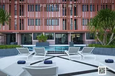 Prime Town   Posh & Port Hotel Phuket