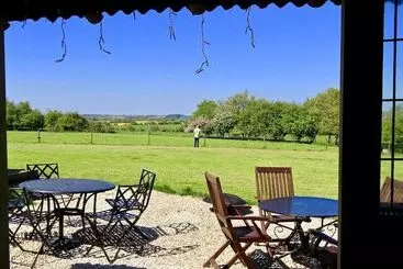 Hôtel Love2yurt