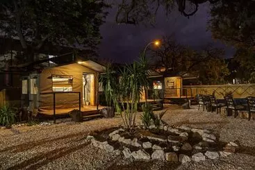 Naankuse Travellers Inn Hostel