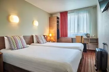 ホテル Campanile Paris Bercy Village