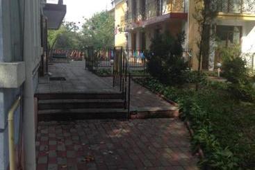 مبيت وإفطار на киевской