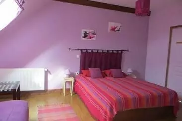 Aamiaismajoitus (B&B) La Ferme De L Isle Et Sa Roulotte