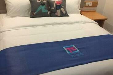 Pai Hotel Zhengzhou Jingguang Road Bus Terminal Station