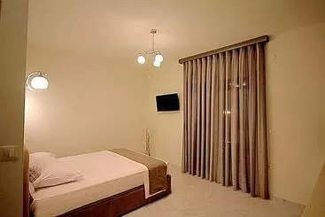 Aparthotel Imagine Luxury Suites