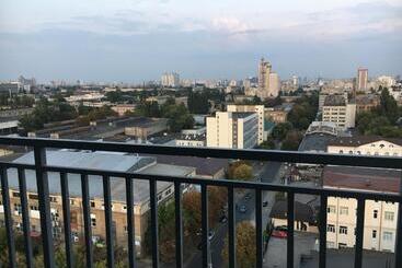 هتل آپارتمان New Quiet Place In Kiev