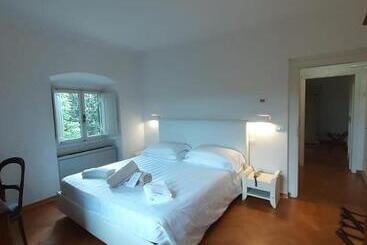 فندق Villa I Barronci Resort & Spa