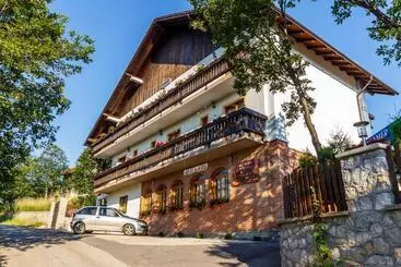 پانسیون Guest House Vila Djokic