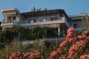 Pension (Hôtel basse catégorie) Vila Hiso