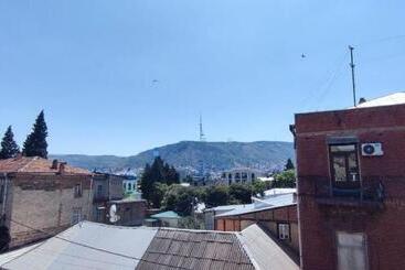بنسيون Guest House Irina Tbilisi