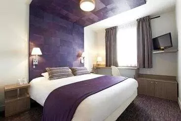 هتل Kyriad Valence Nord Bourg Les Valence