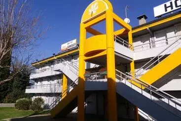 Hotel Premiere Classe Avignon Parc Des Expositions