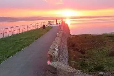 Hostelli The Bay Horse Hotel And Restaurant