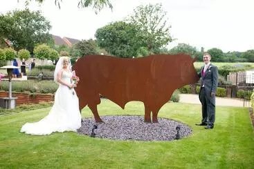 Retkeilymaja The Bull At Great Totham Limited