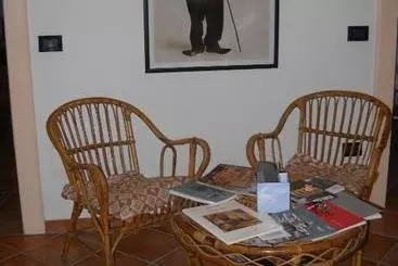 Nocleg ze śniadaniem Charlie Chaplin