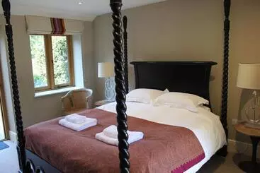 ベッドアンドブレックファースト Chippenham Park Garden Rooms