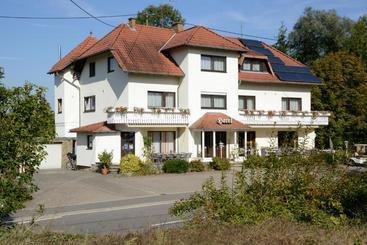 Otel Bliesbrück